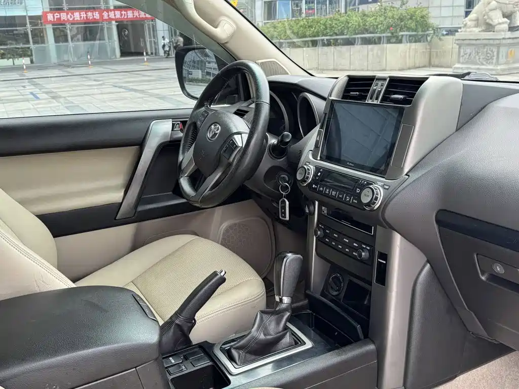 Toyota Prado (Import) — миниатюра 12