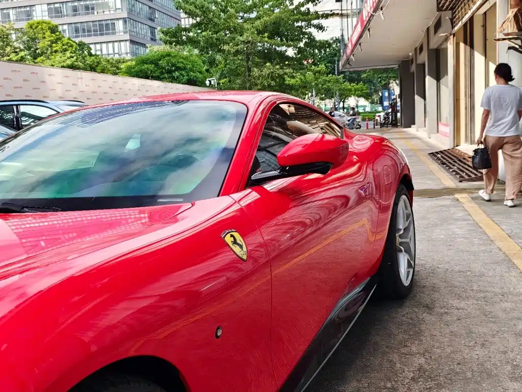 Ferrari Roma — миниатюра 13