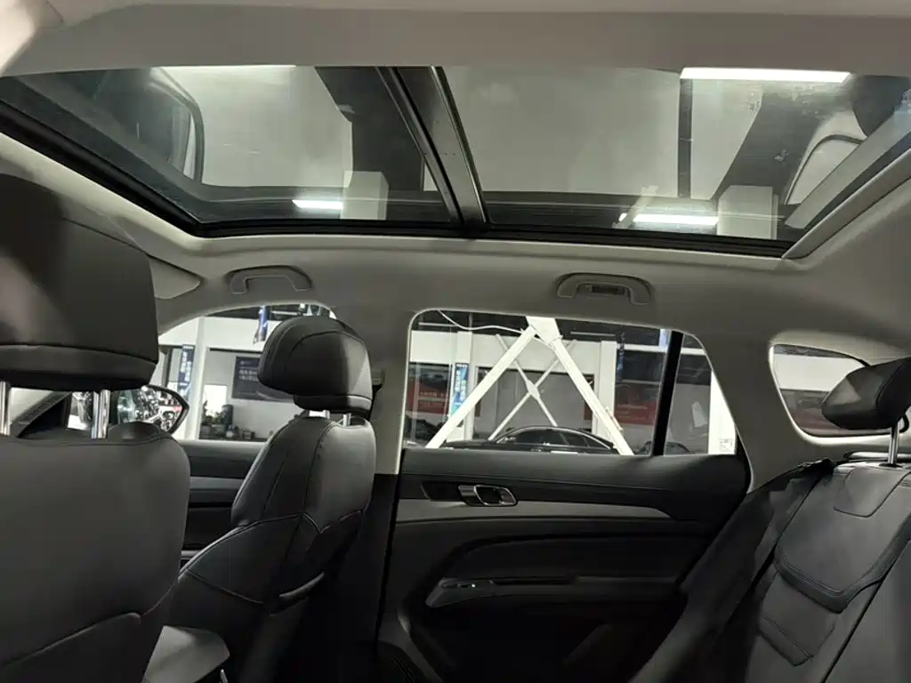 Ford Equator Sport — миниатюра 16