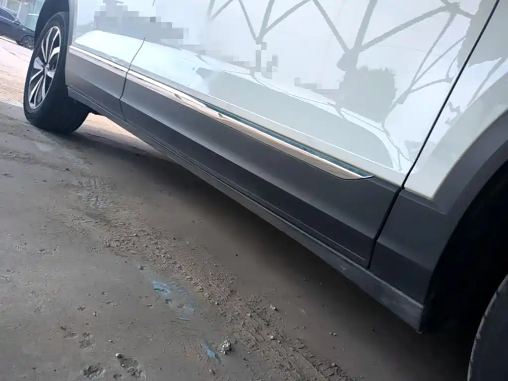 Volkswagen T-Roc — миниатюра 21