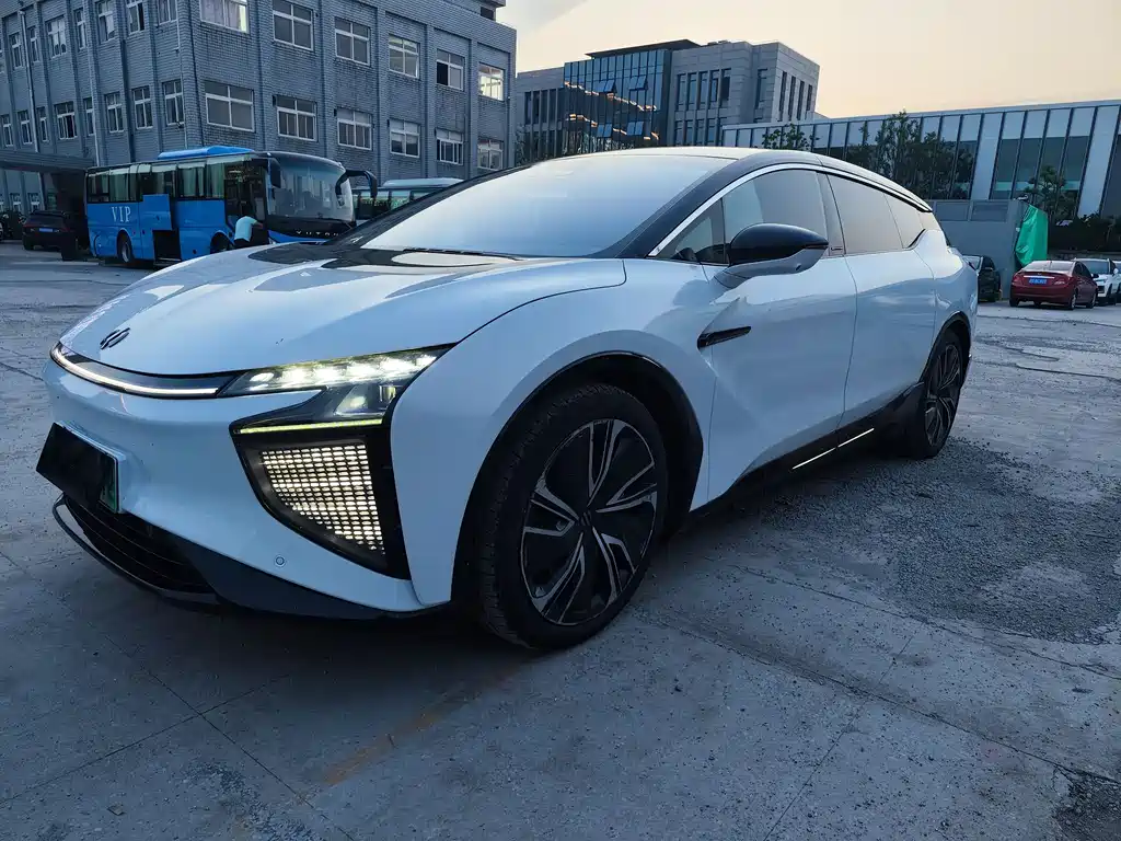 HiPhi HiPhi X 2022 6 мест
