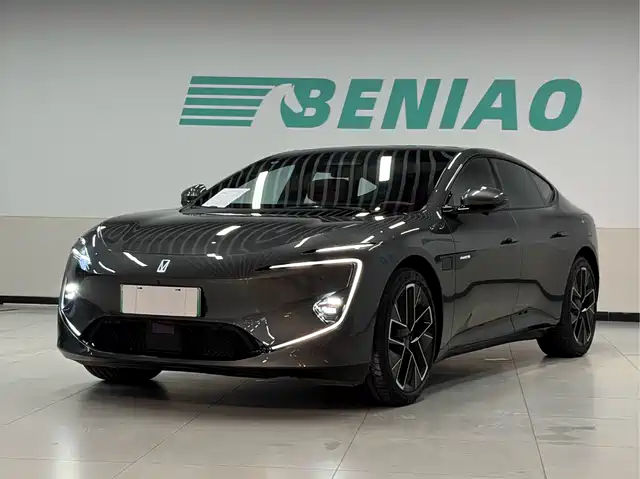 2025 Avatr 12
