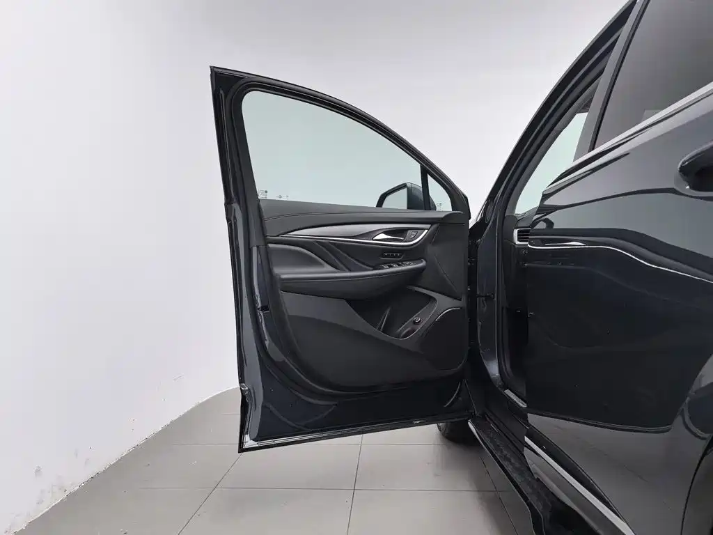 Buick Enclave — миниатюра 8