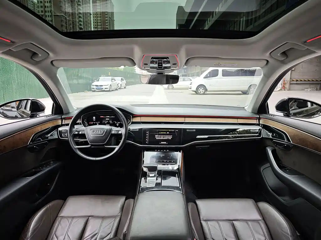 Audi A8 — миниатюра 5