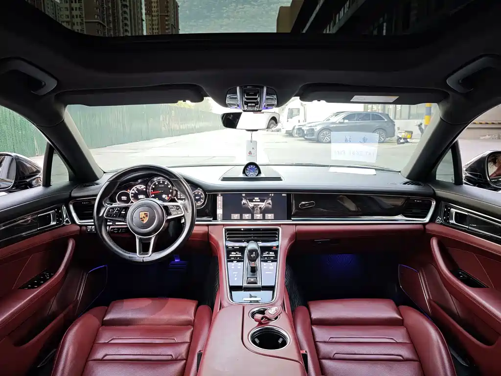 Porsche Panamera — миниатюра 6