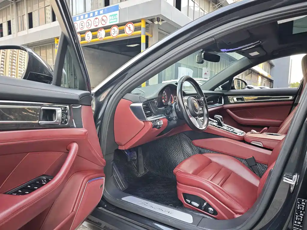 Porsche Panamera — миниатюра 5