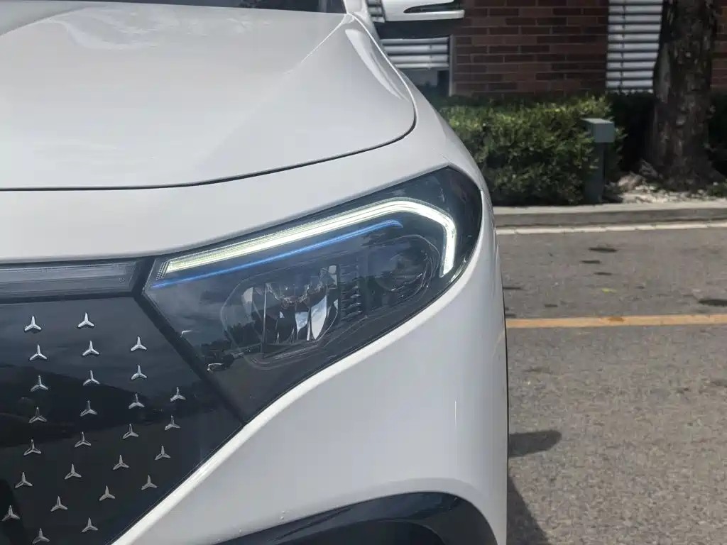 Mercedes-Benz EQB — миниатюра 15