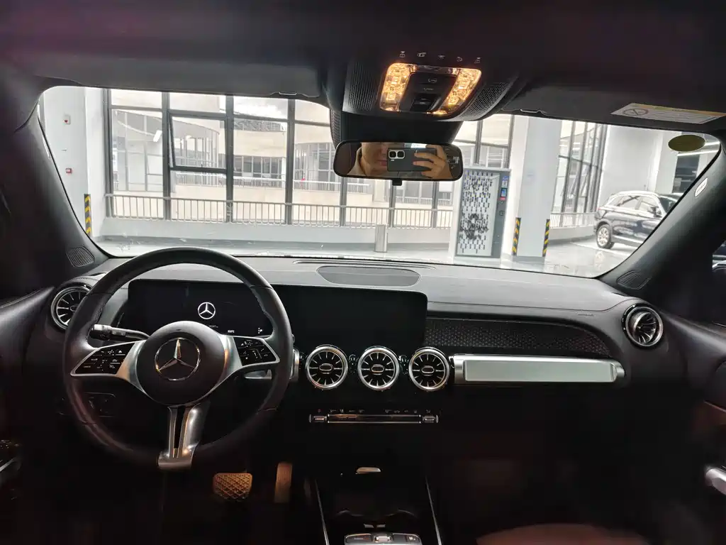 Mercedes-Benz EQB — миниатюра 14