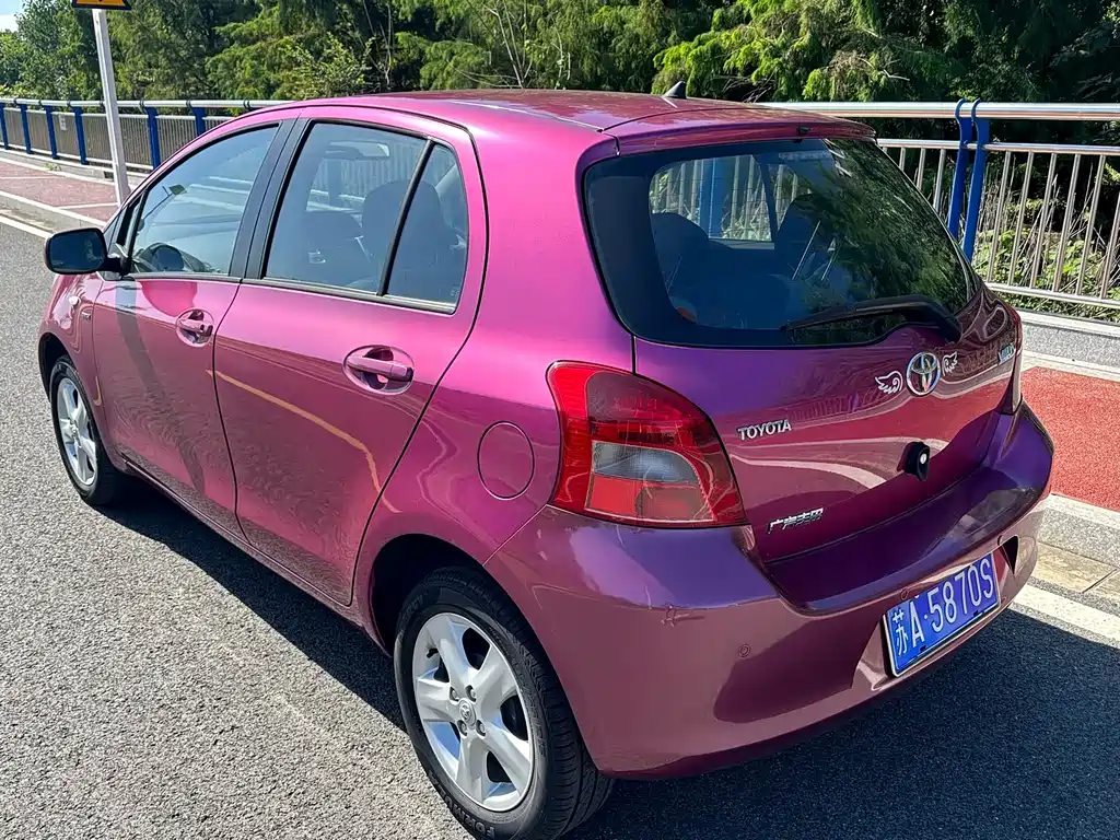 Toyota Yaris — миниатюра 3