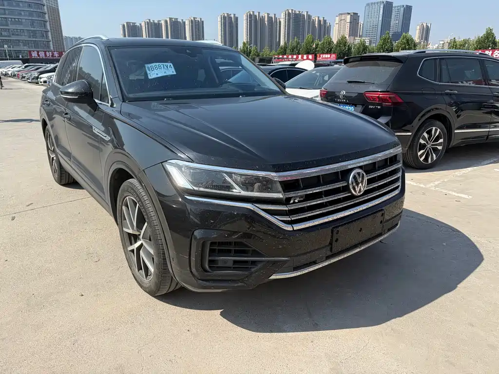 Volkswagen Touareg — миниатюра 3