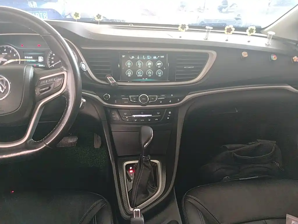 Buick Excelle — миниатюра 13