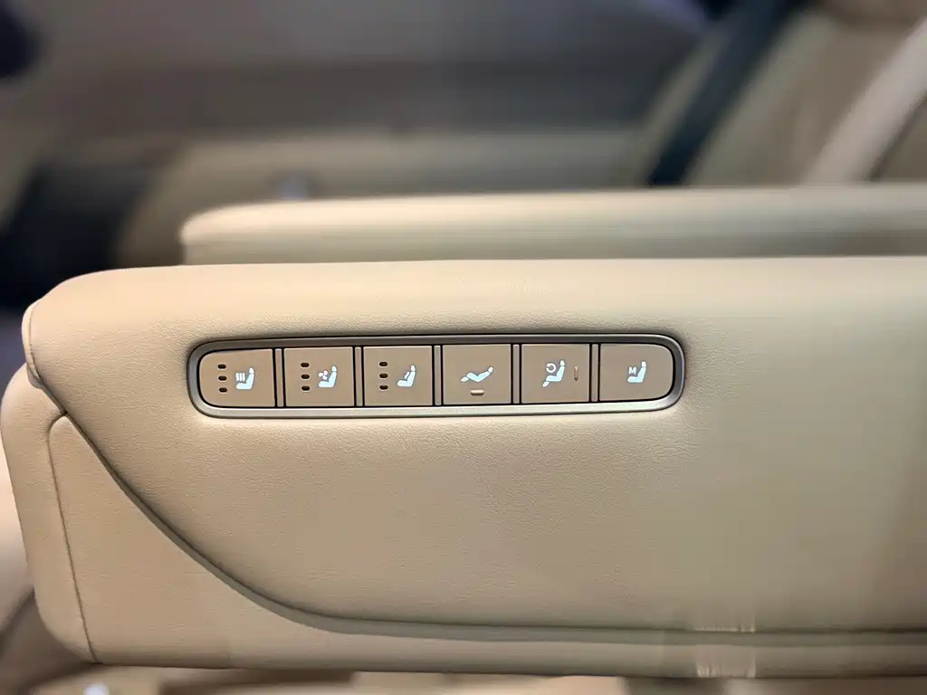 Li Auto Li L9 — миниатюра 8