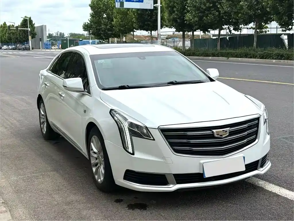 Cadillac XTS — миниатюра 3