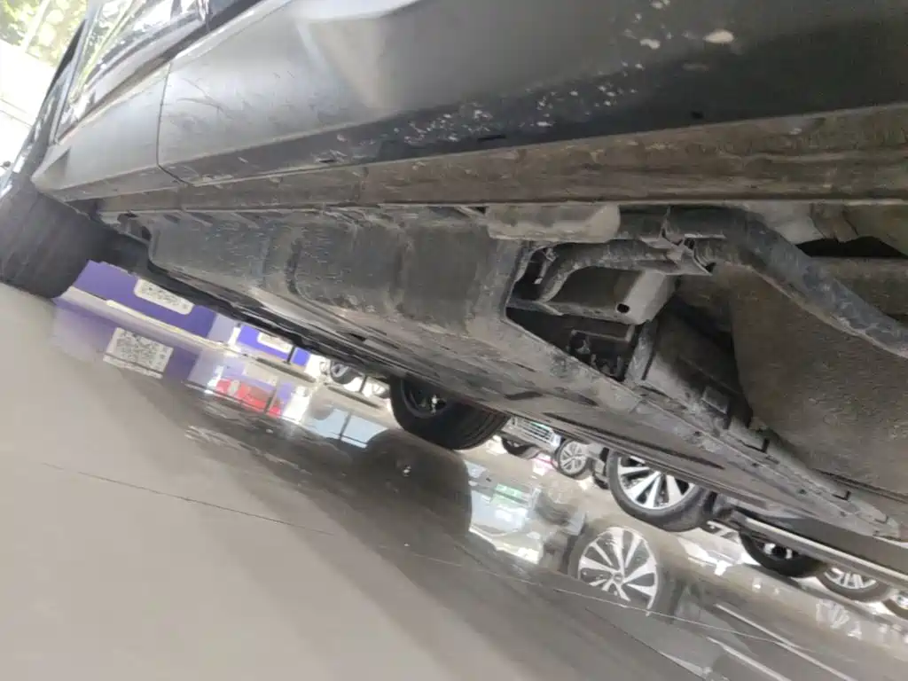 BYD PLUS New Energy — миниатюра 22