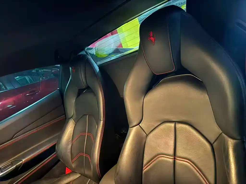 Ferrari 488 — миниатюра 8