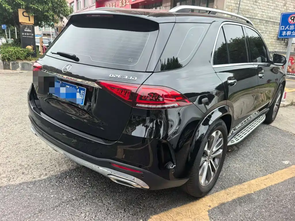 Mercedes-Benz GLE (Import) — миниатюра 6