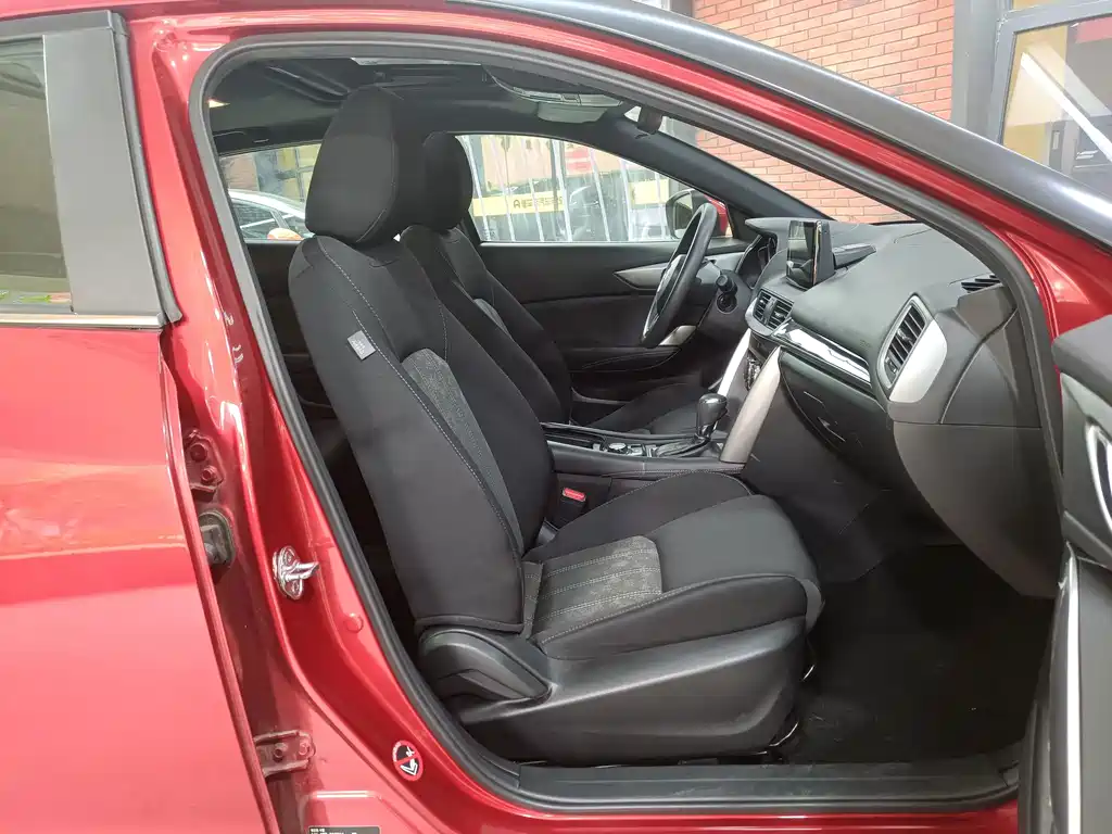 Mazda CX-4 — миниатюра 11