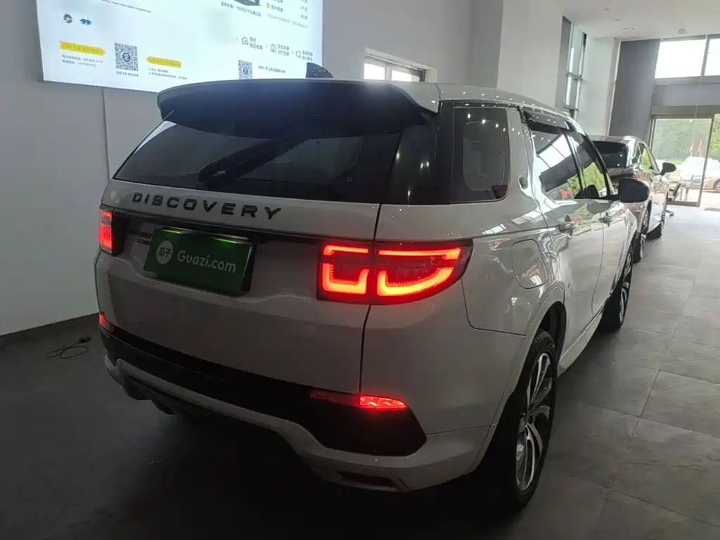 Land Rover Discovery Sport — миниатюра 7