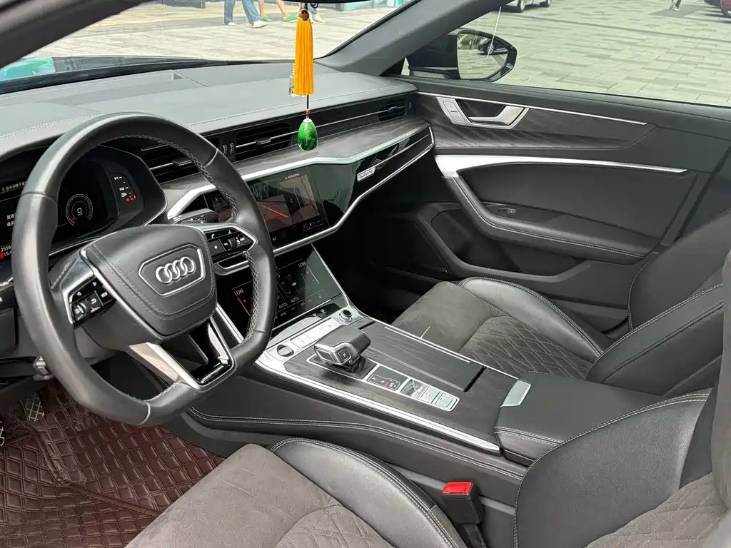 Audi A6L — миниатюра 12