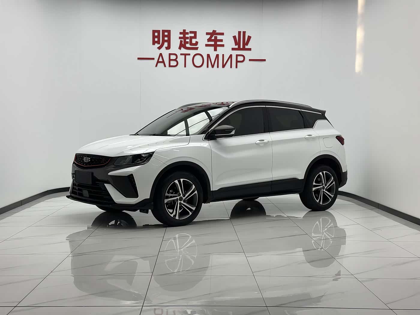 Geely Binyue 1.4 л 2022 г. Белый, пробег 29000 км