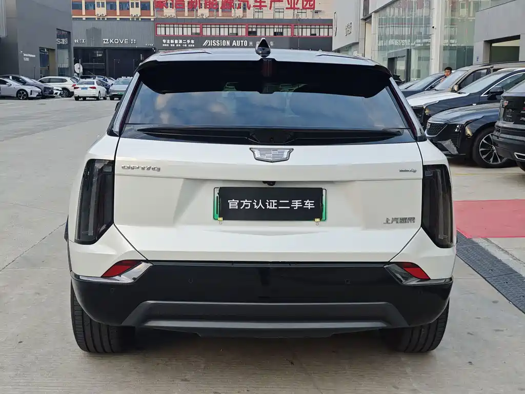Cadillac IQ — миниатюра 5