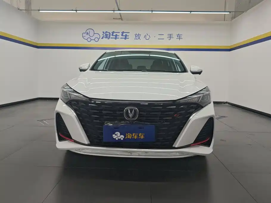 Changan Eado — миниатюра 2