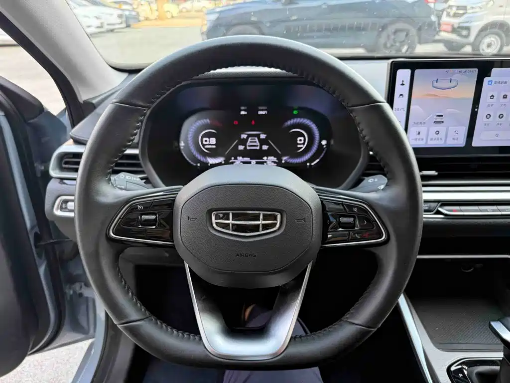 Geely Emgrand — миниатюра 11