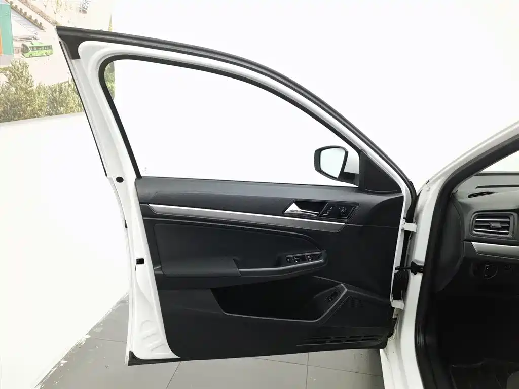 Volkswagen Lavida 2019 1.5L AT VI