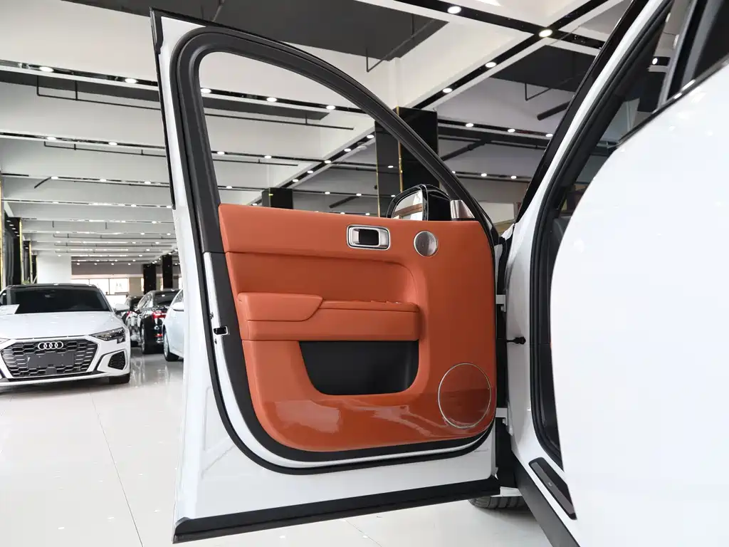 Li Auto Li L7 — миниатюра 5