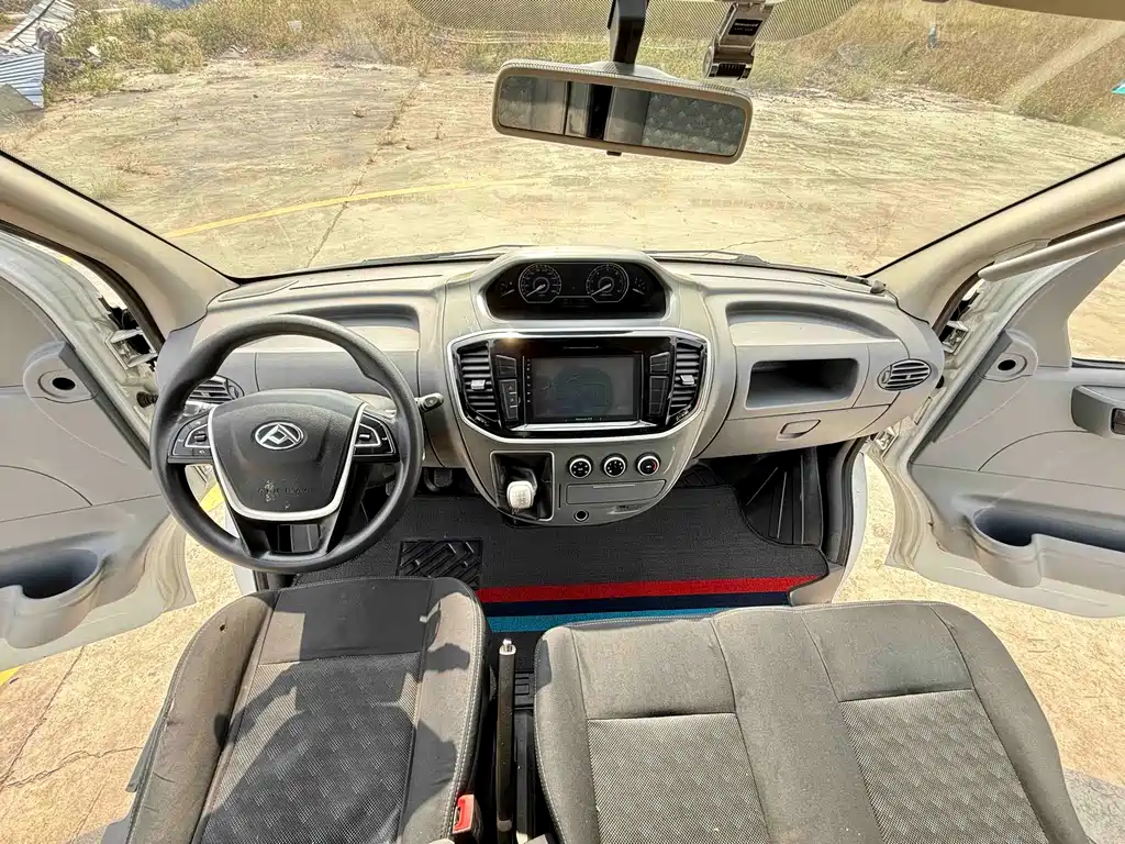 SAIC MAXUS XINTU V80