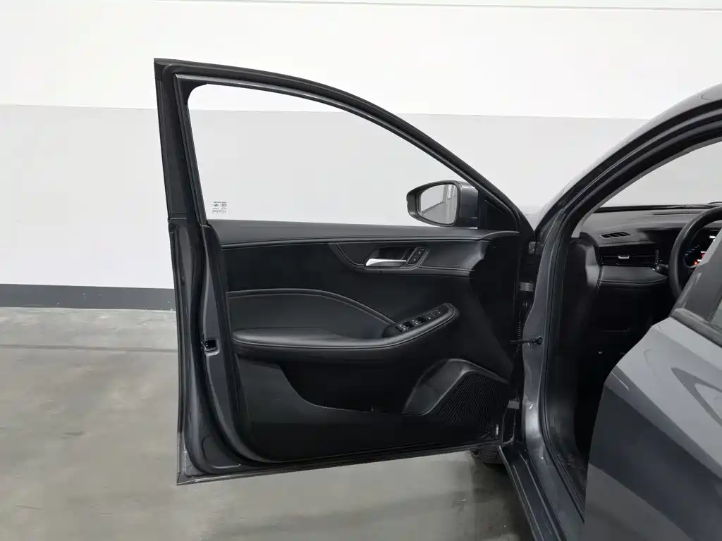 Roewe i5 — миниатюра 8