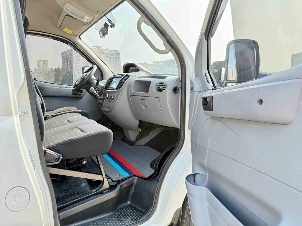 SAIC MAXUS XINTU V80