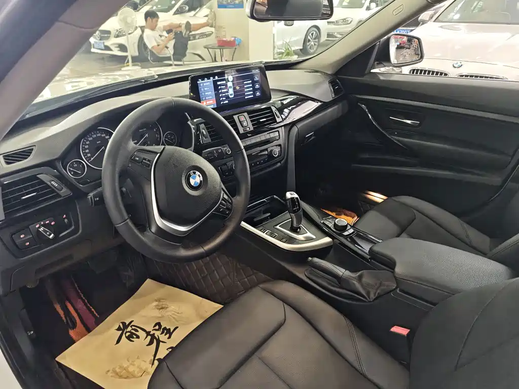 BMW 3 Series GT — миниатюра 6
