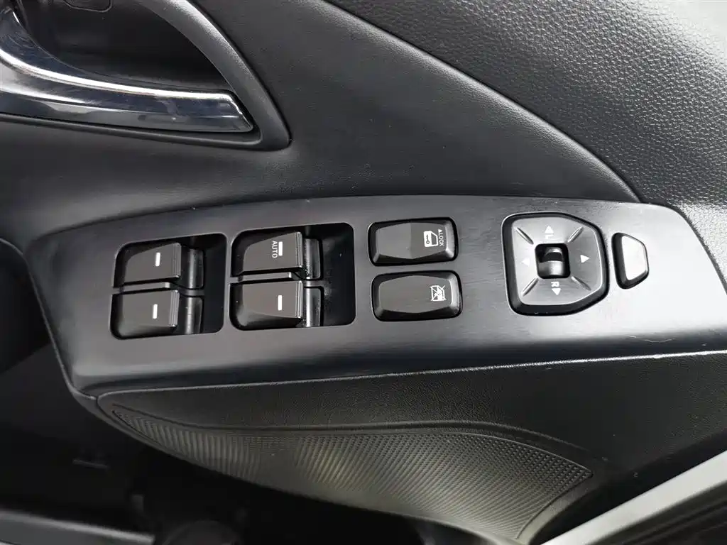 Hyundai BAIC Hyundai ix35 ix35 2013 2.0L AT GLS IV