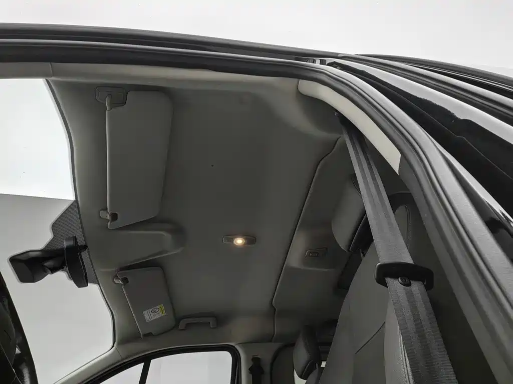 Ford Tourneo — миниатюра 14
