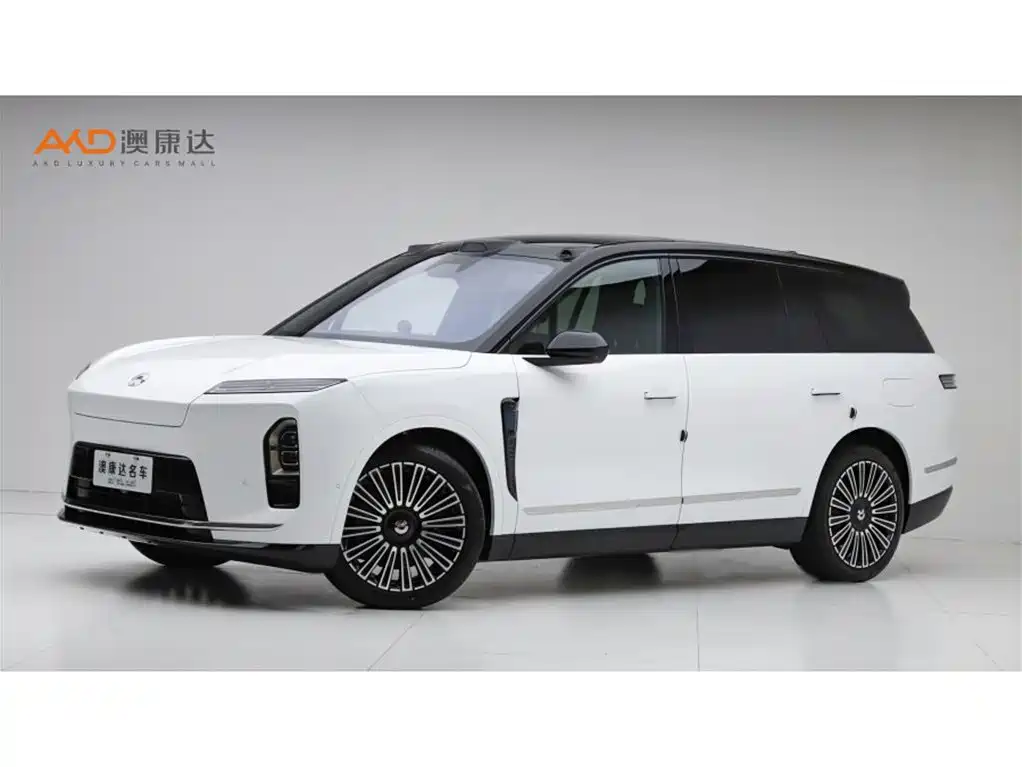NIO ES8