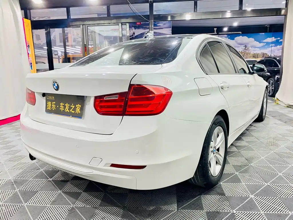 BMW 3 Series — миниатюра 7