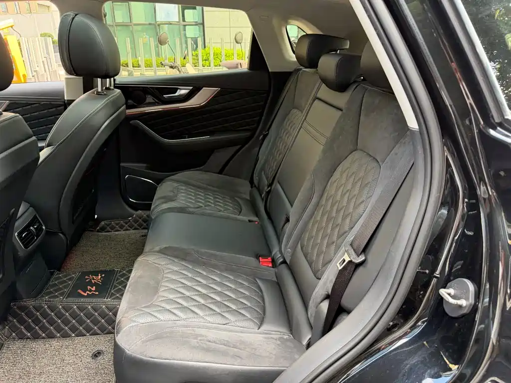 Hongqi Hongqi HS5 — миниатюра 12