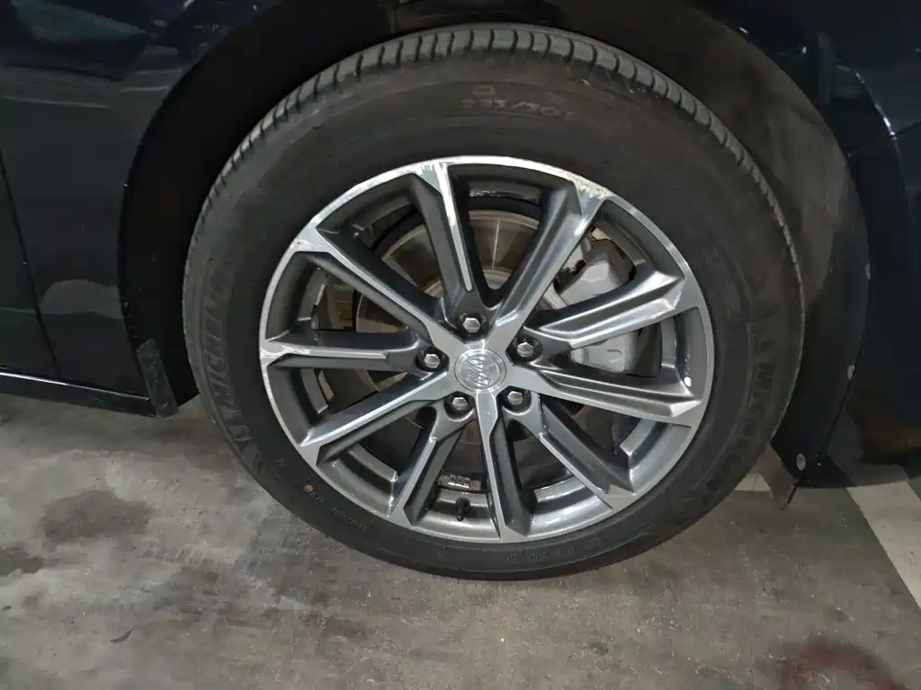 Buick LaCrosse — миниатюра 24