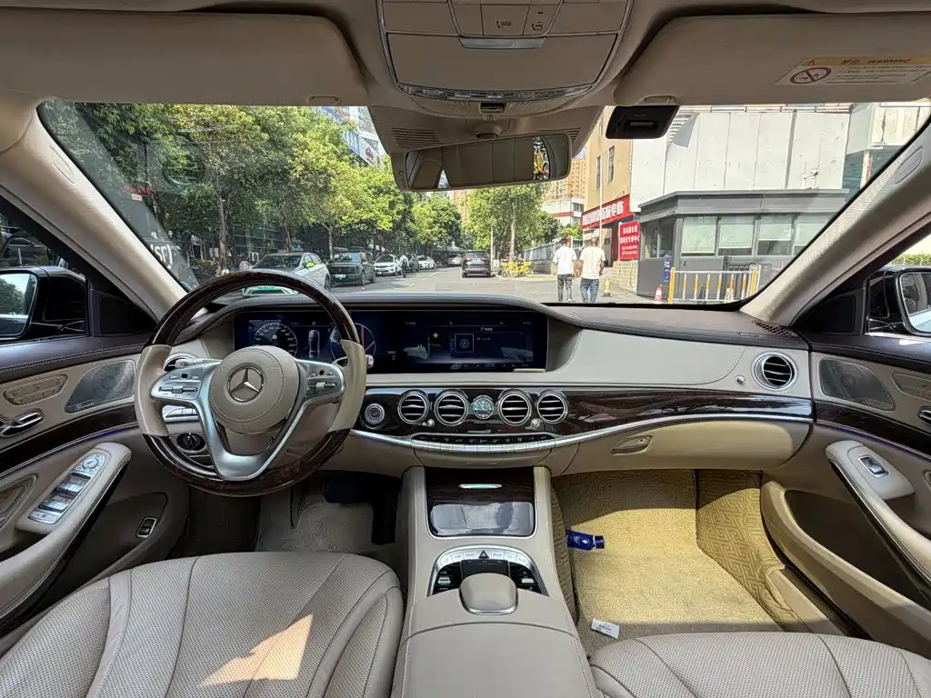 Mercedes-Benz S-Class — миниатюра 13