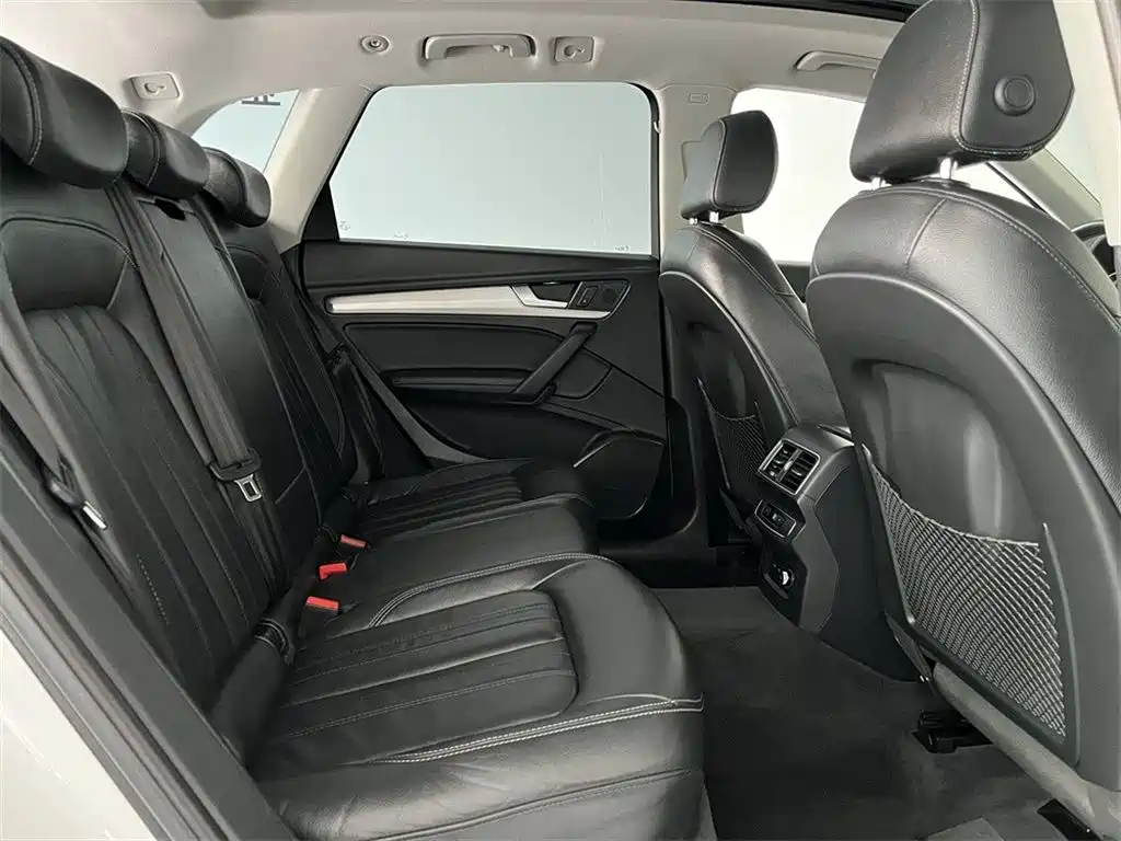 Audi Q5L 2020 40 TFSI Fashion