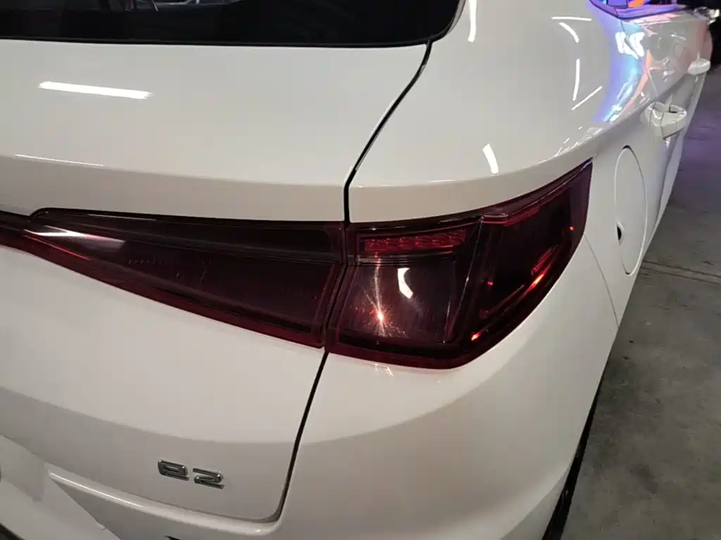 BYD e2 — миниатюра 8