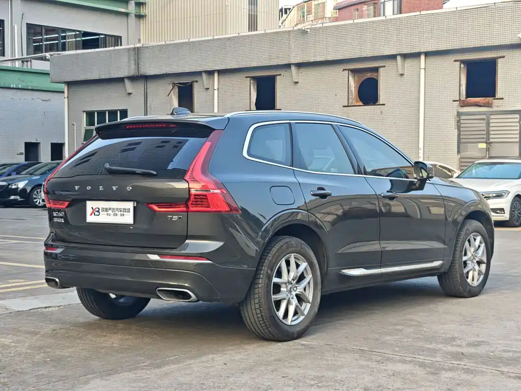 Volvo XC60 — миниатюра 6