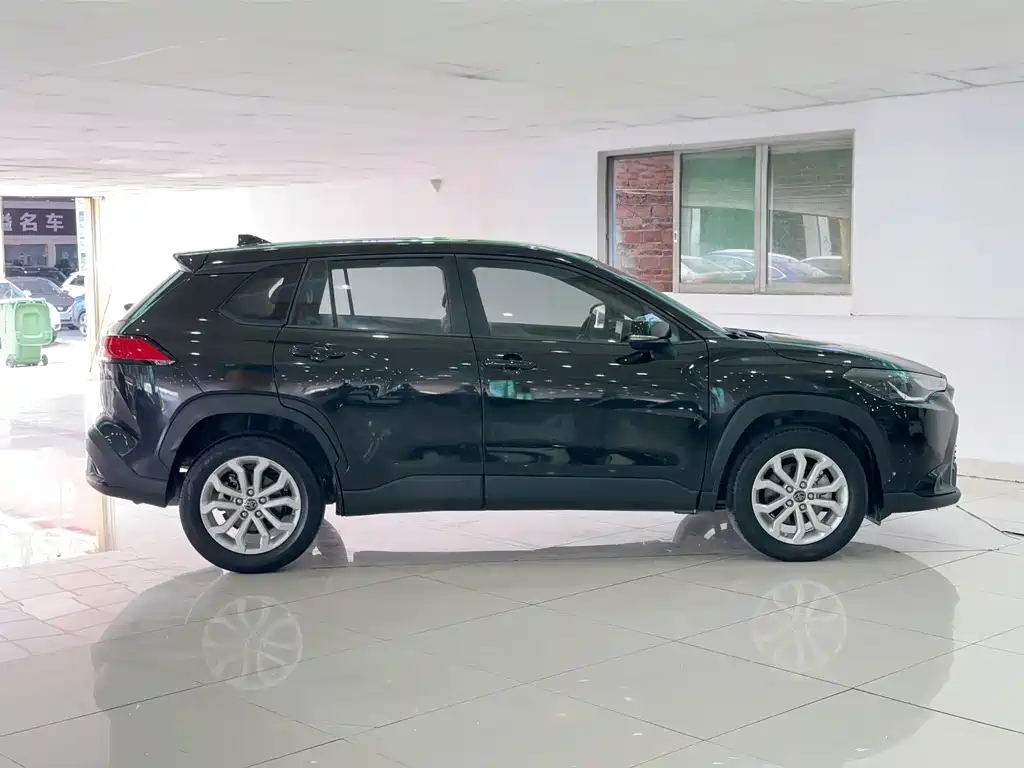 Toyota Frontlander — миниатюра 5