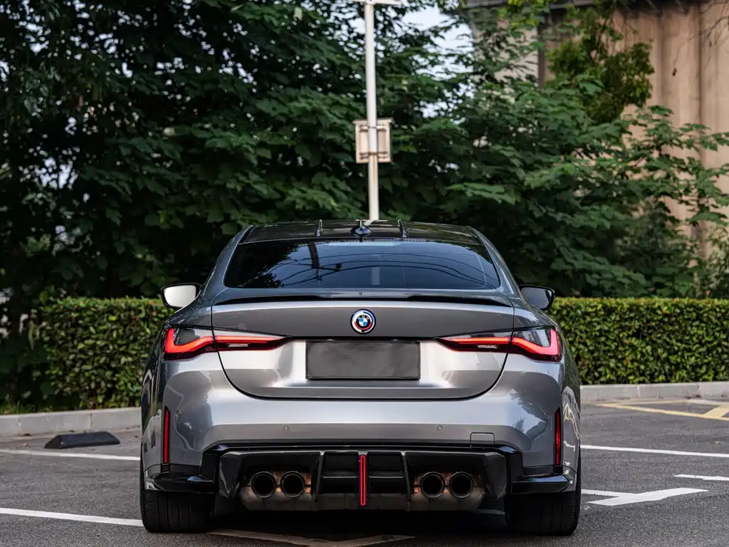 BMW M4 2022 M4