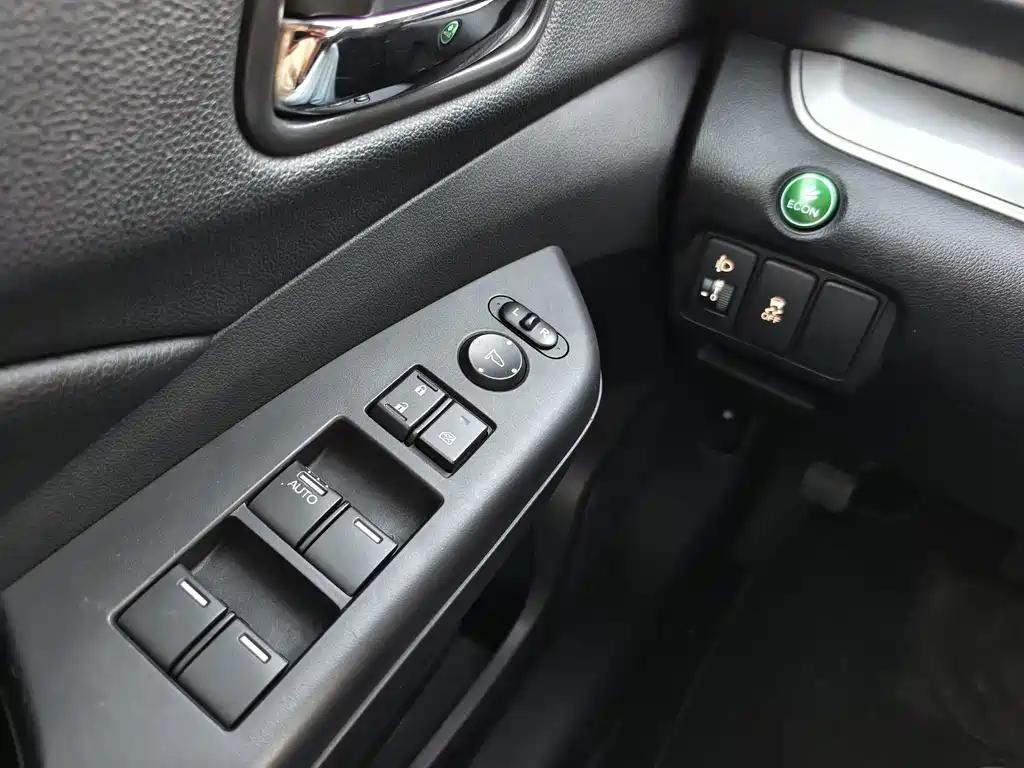 Honda CR-V — миниатюра 15