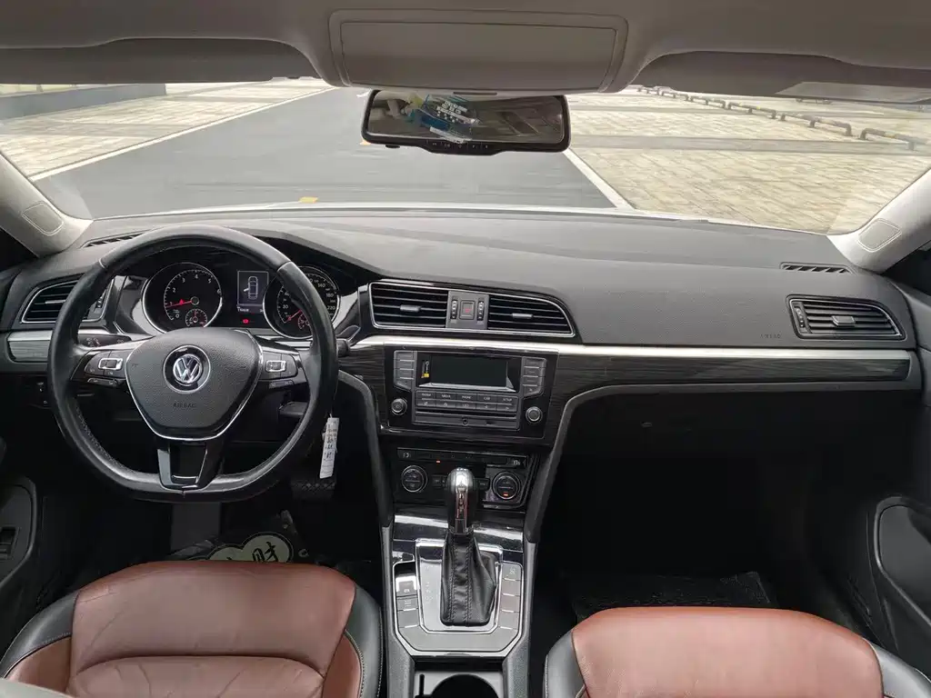 Volkswagen Lamando — миниатюра 5