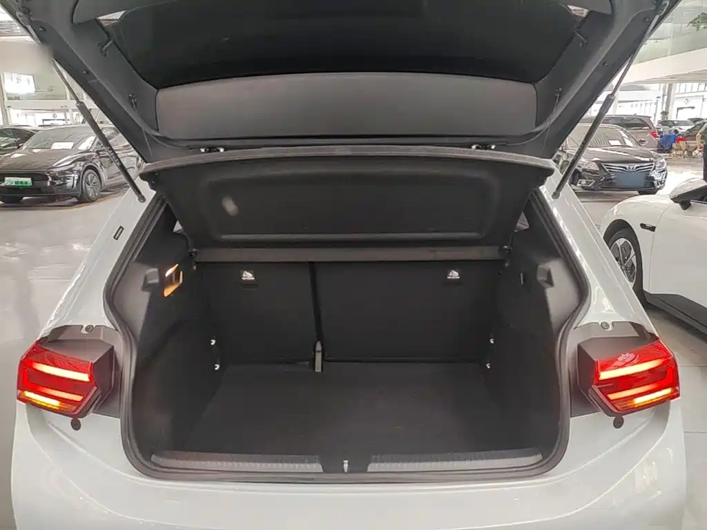 Volkswagen ID.3 — миниатюра 19