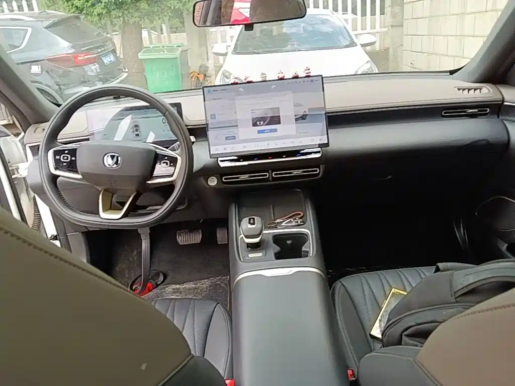 Changan Eado — миниатюра 10