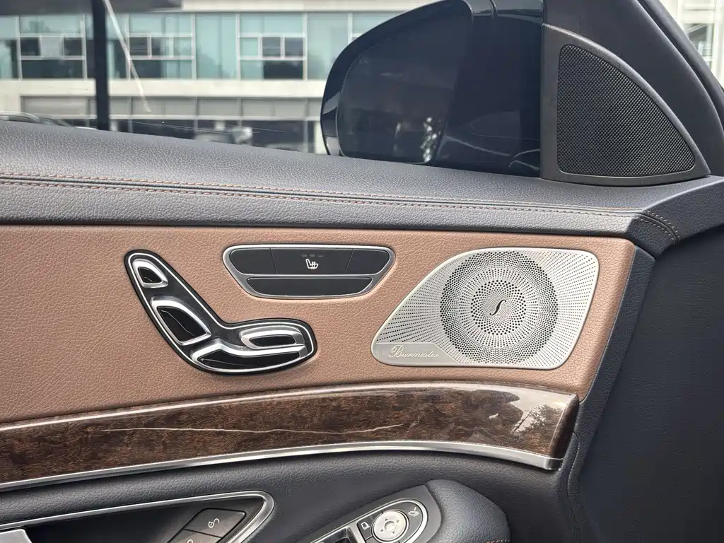 Mercedes-Benz S-Class — миниатюра 10